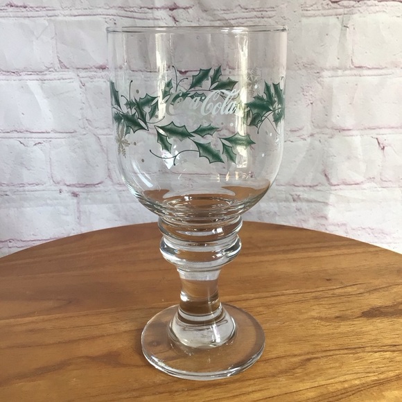 Libbey Coca-Cola Winter Ivy Snowflake Glass Wine Goblet - Picture 1 of 8